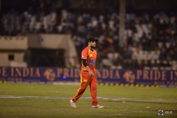 CCL 5 Telugu Warriors vs Bengal Tigers Match Photos